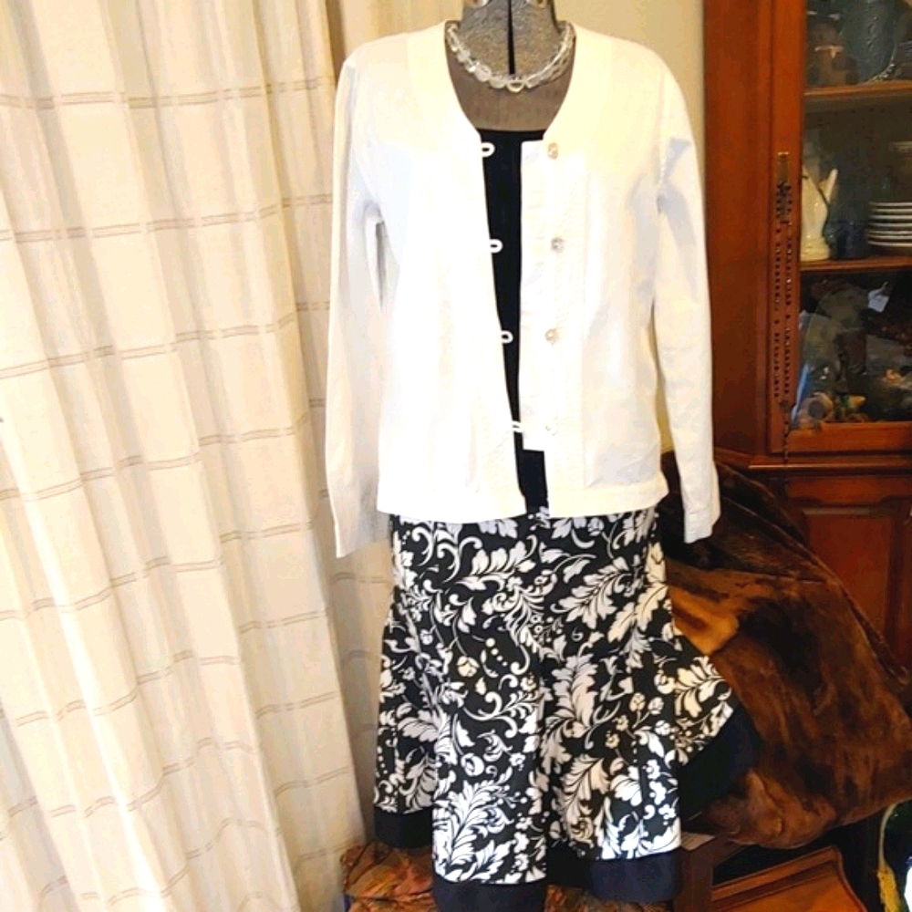 Notations Black and White Cotton Skirt - Picture 2 of 4